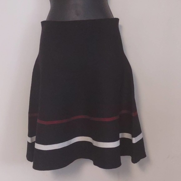 Max Studio Nash Sweater Knit Skirt S/M Black Wine - Picture 2 of 10